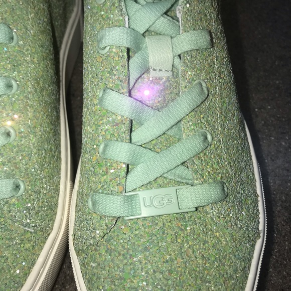 🆕 UGG Zilo Mint Glitter Sneakers Size 8-Holiday New Year’s Eve - Picture 7 of 11
